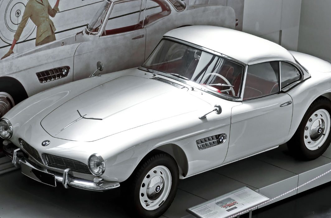 BMW 507 (1956-1959): Eksplorasi Kelegaan dan Performa - Mobil Klasik